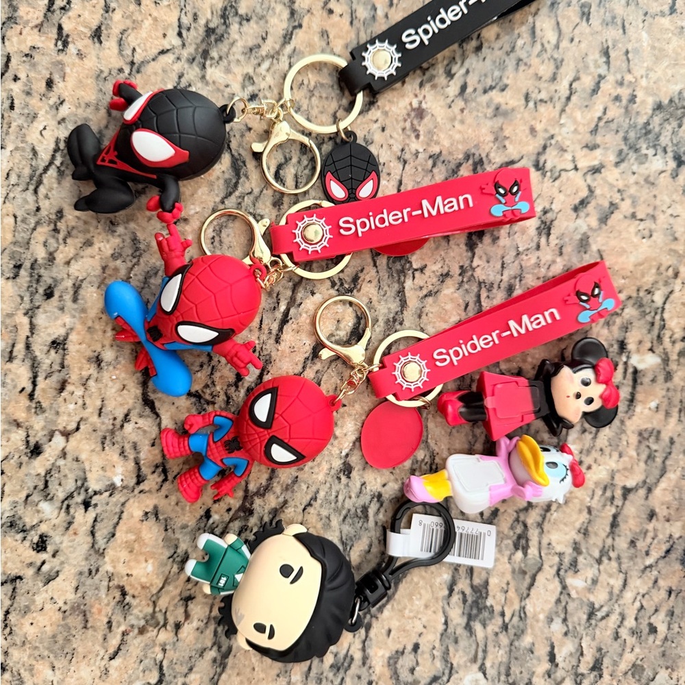 Set of character keychains and extras